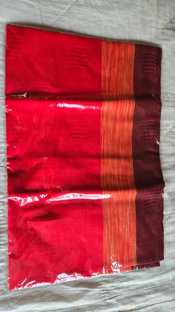 Pashmina Scraf image indicator(2)