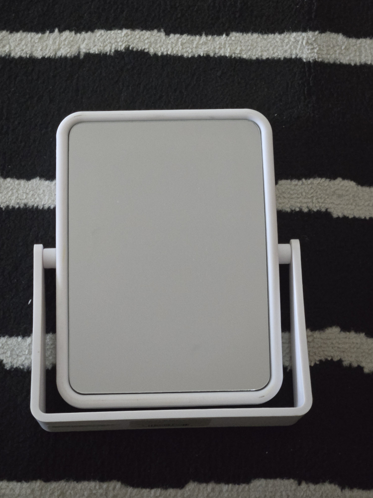 Silhouette 10X Magnifying Makeup Mirror