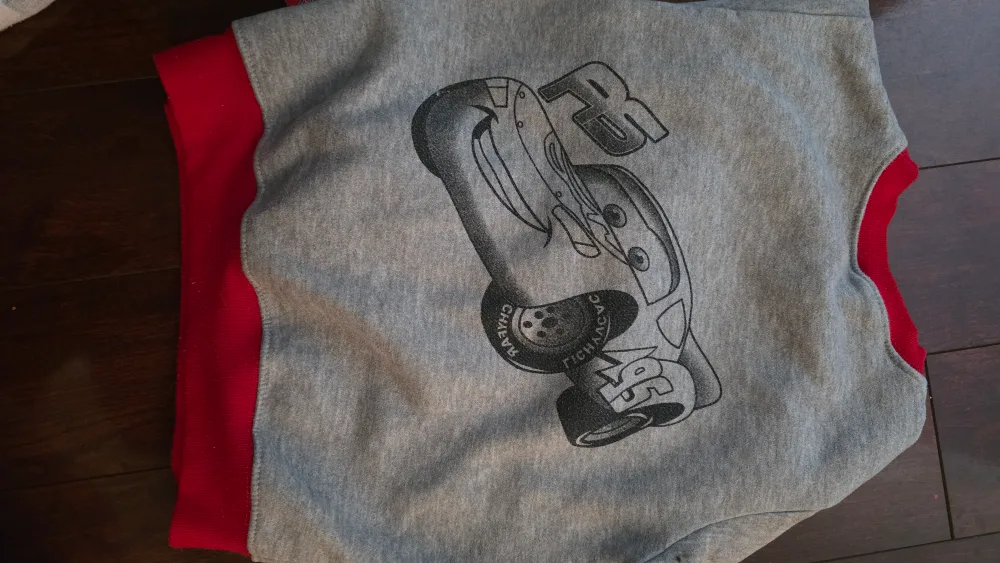 Disney Cars Lightning McQueen Kids' Sweatshirt sz 6 image indicator(2)