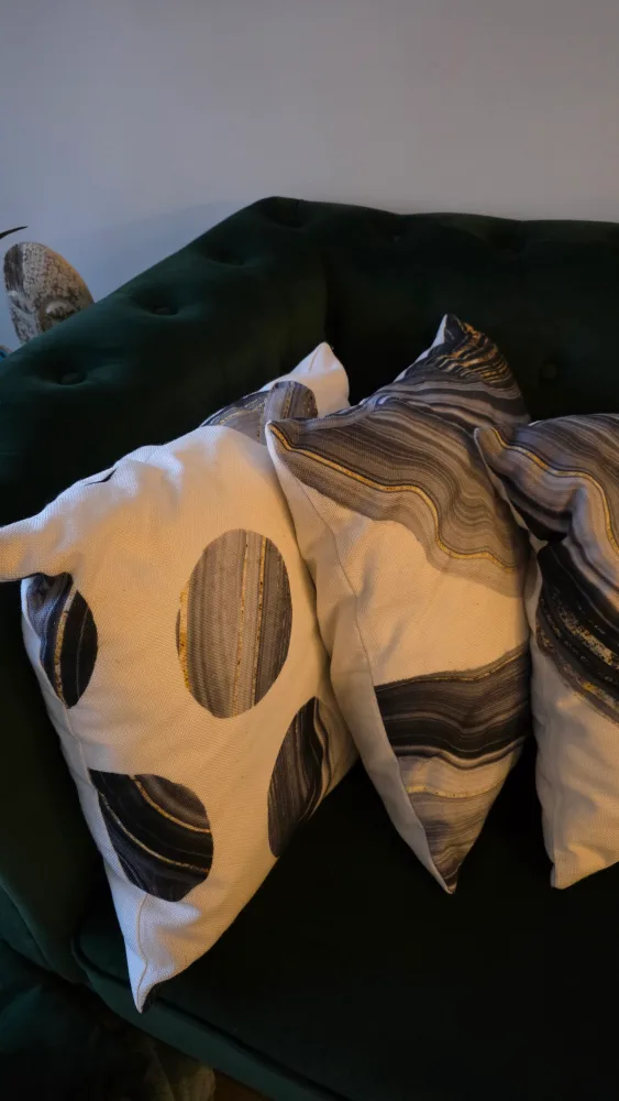 Decorative Throw Pillows - Set of 4 image indicator(2)