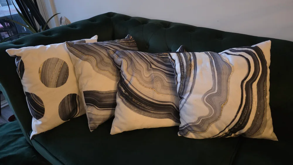 Decorative Throw Pillows - Set of 4 image indicator(5)