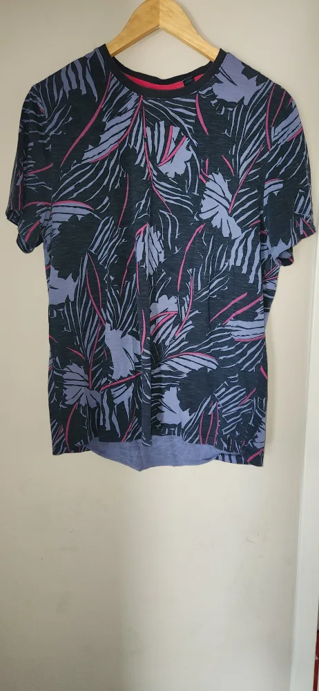 Womens T shirt #freecycle thumbnail