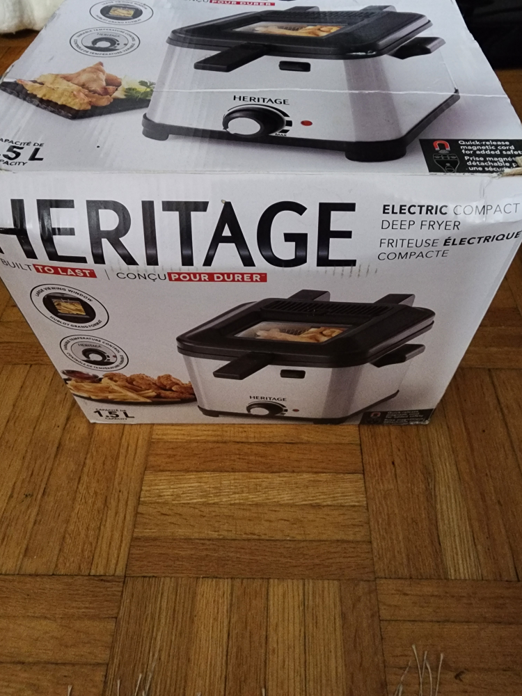 Heritage Electric Compact Deep Fryer 1.5L - New!