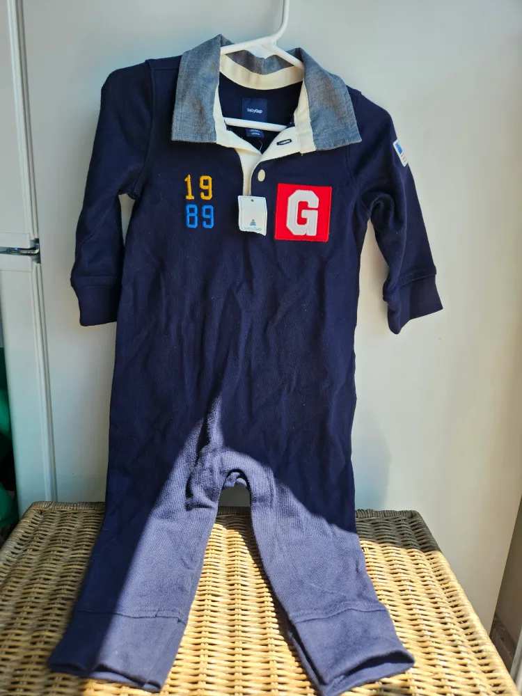 New Baby Gap 12-18 Months Romper thumbnail