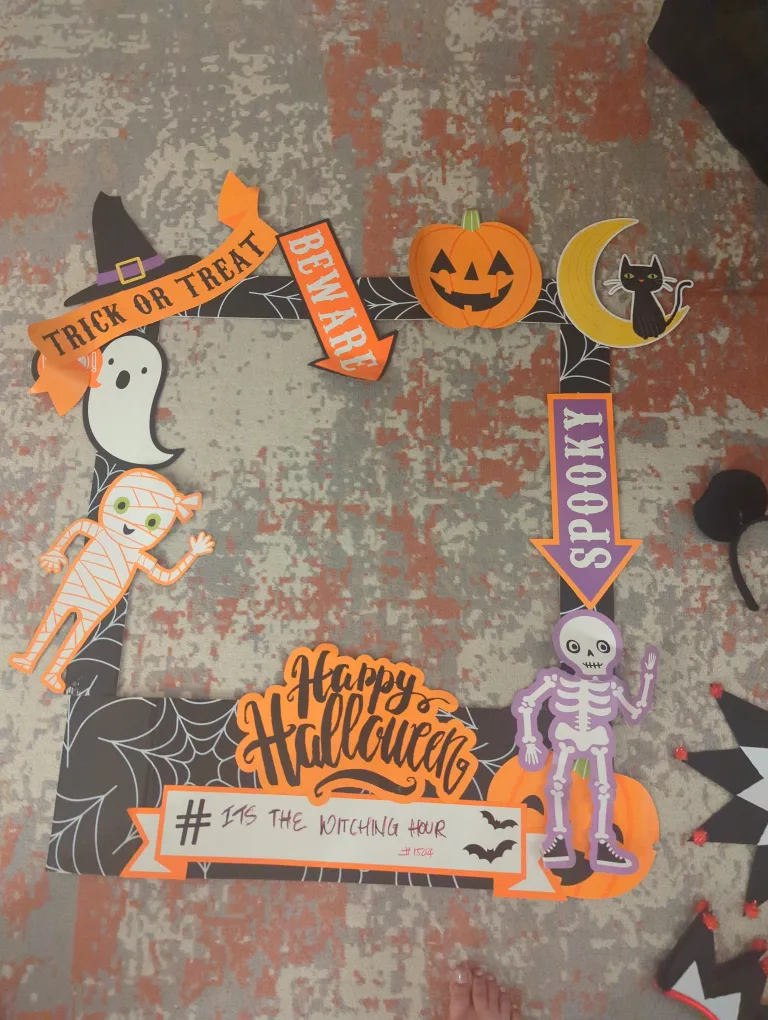 Halloween Party Decorations ( everything) image indicator(3)