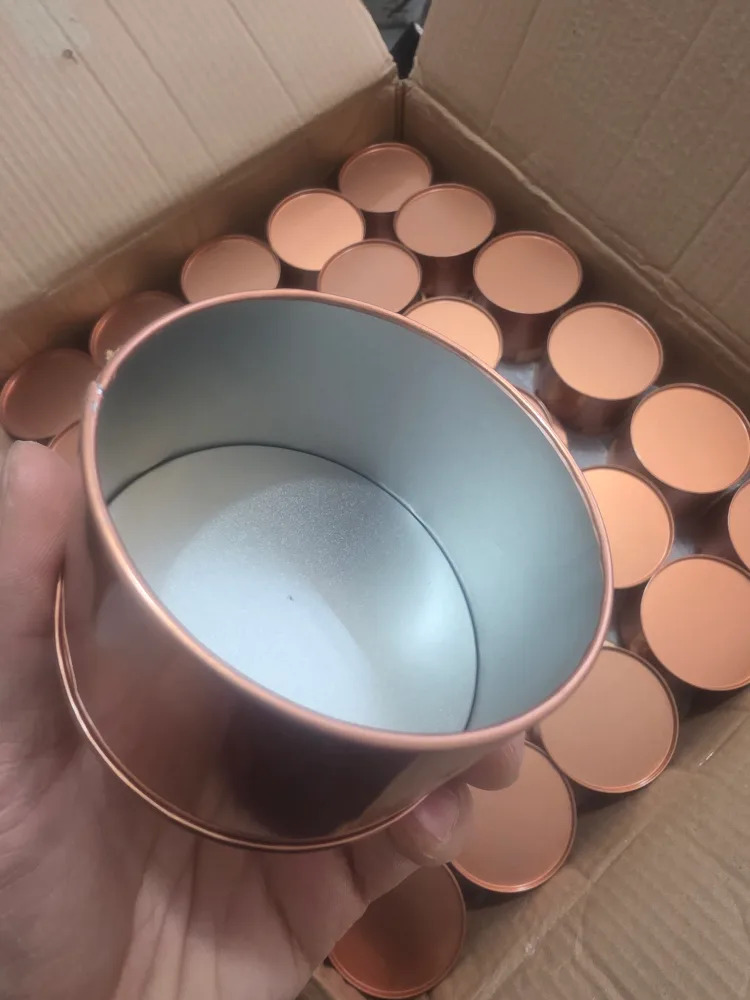 200 Rose Gold Round Favor Tins image indicator(3)