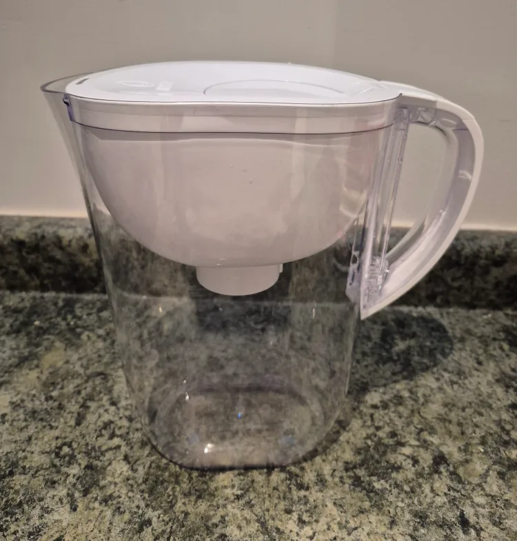 2 X Brita 10 cup filter pitchers thumbnail