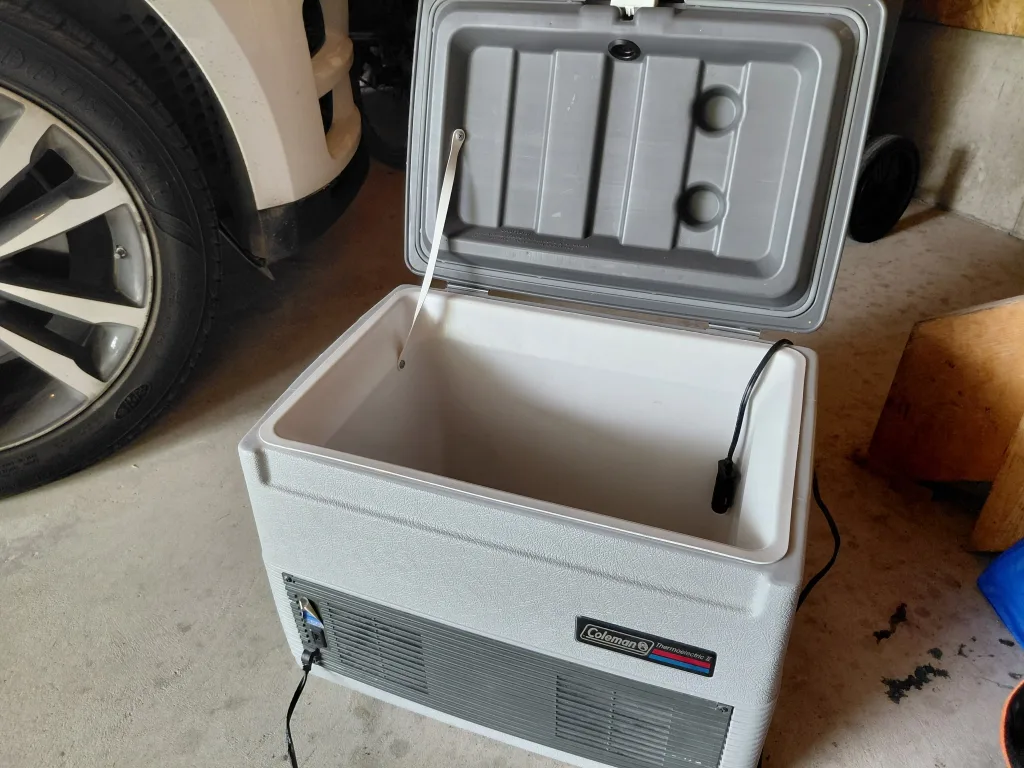 Coleman Thermoelectric Cooler image indicator(2)