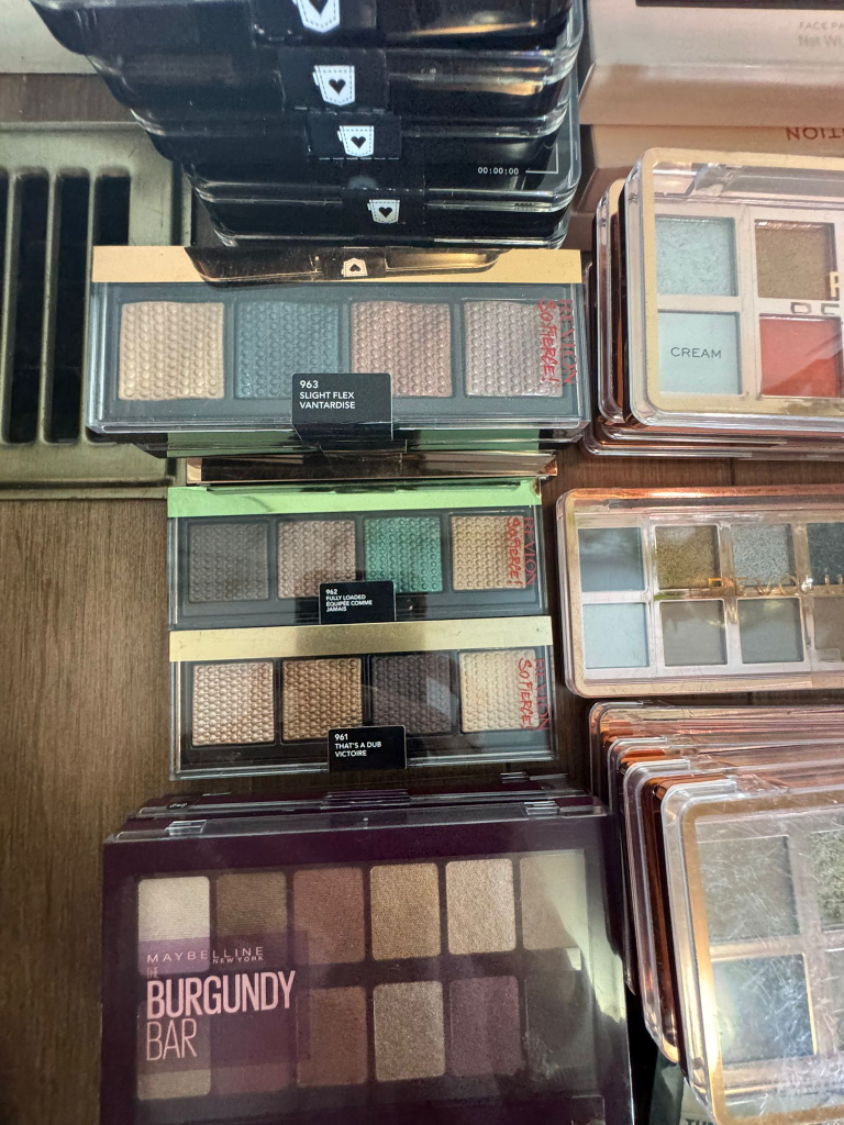 Assorted Eyeshadow Palettes: Maybelline, NYX, Revolution - photo 2