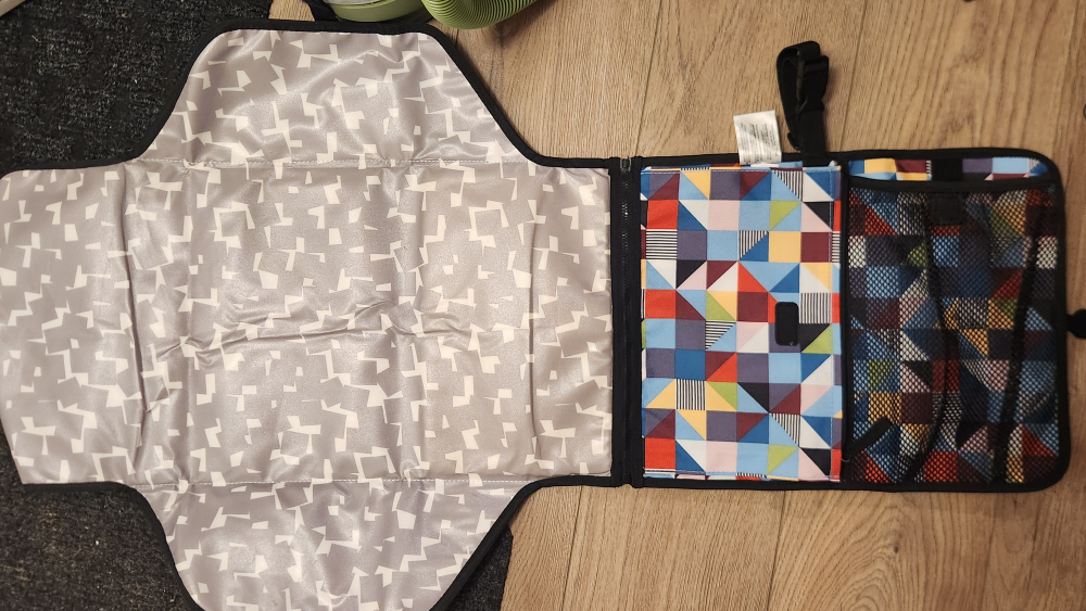 Skip Hop Pronto Changing Pad like new - photo 2