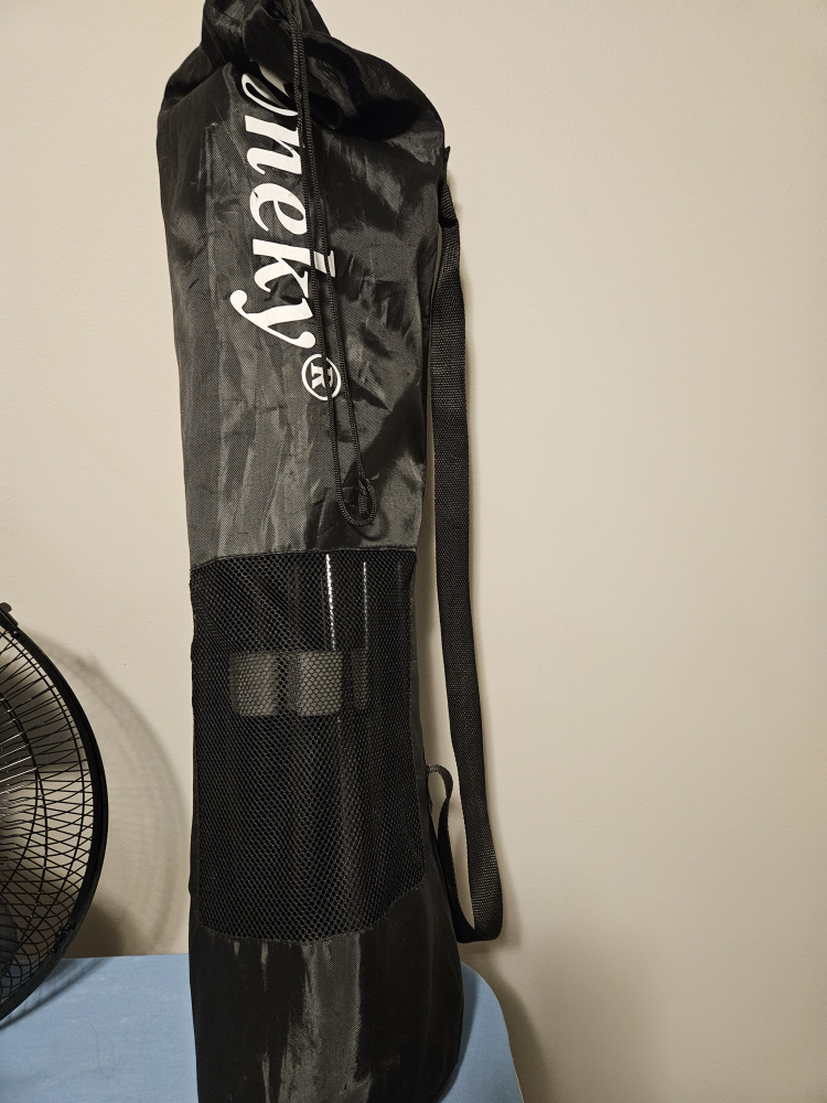 Portable pickleball net with stand