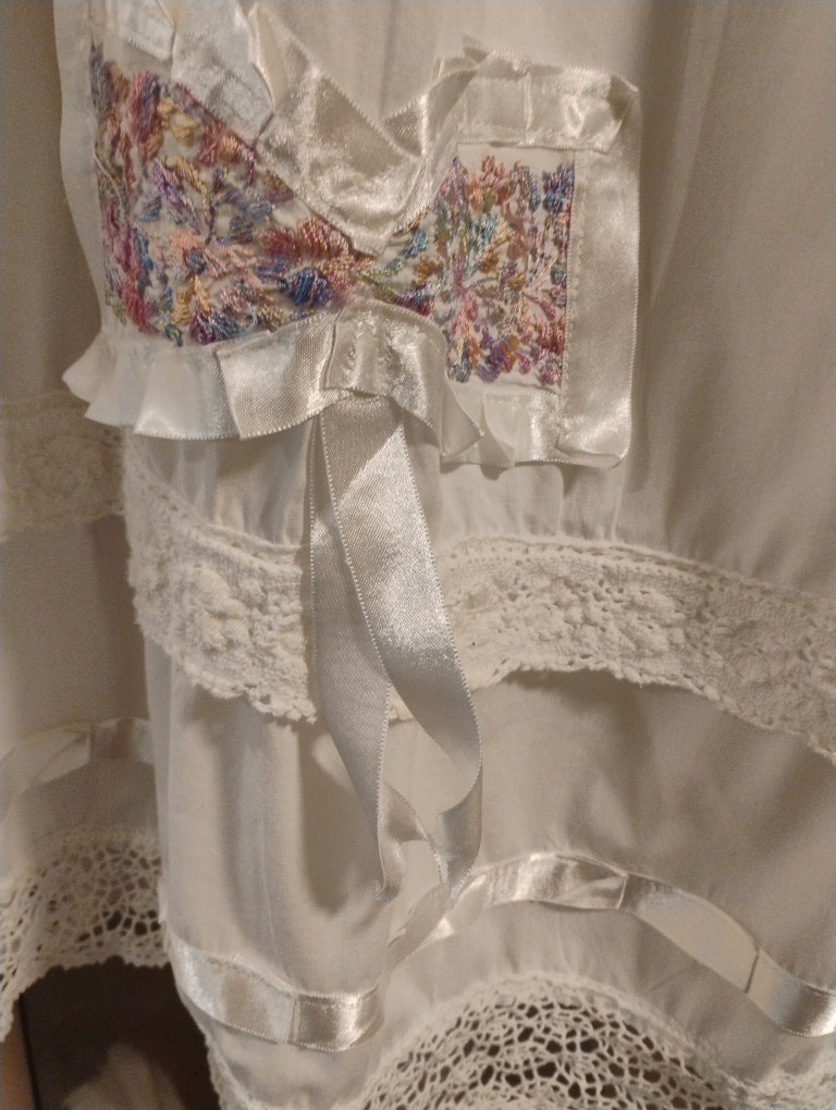 Floral Embroidered White Dress - photo 3