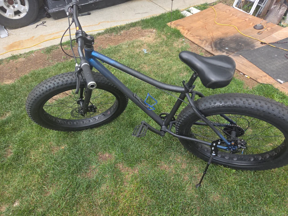 Rocky Mountain Fat Bike image indicator(2)