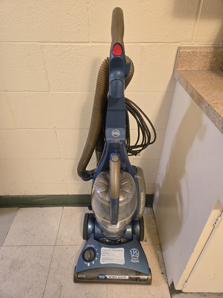Hoover AirLite HEPA Vacuum - 15" Wide Path