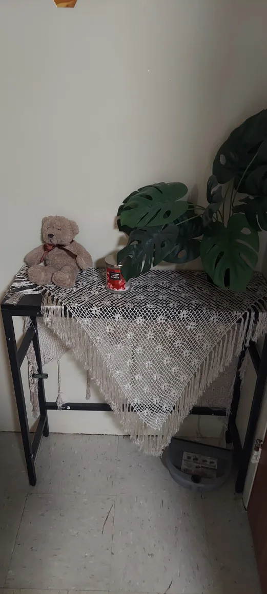 Table thumbnail
