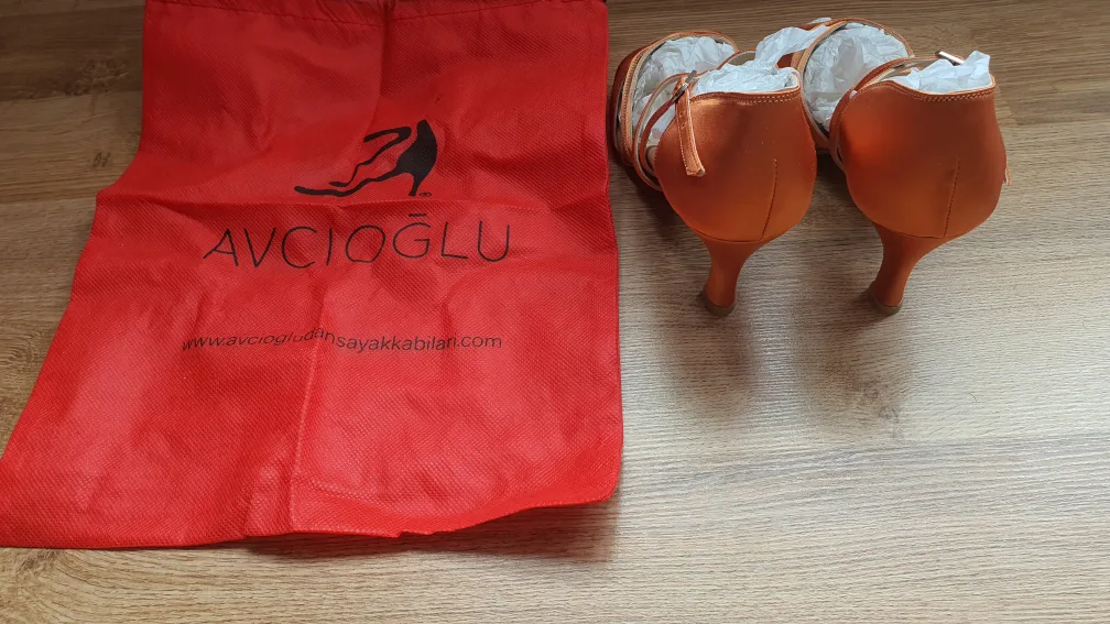Avcioglu Dance Shoes, Size 7, Orange image indicator(2)