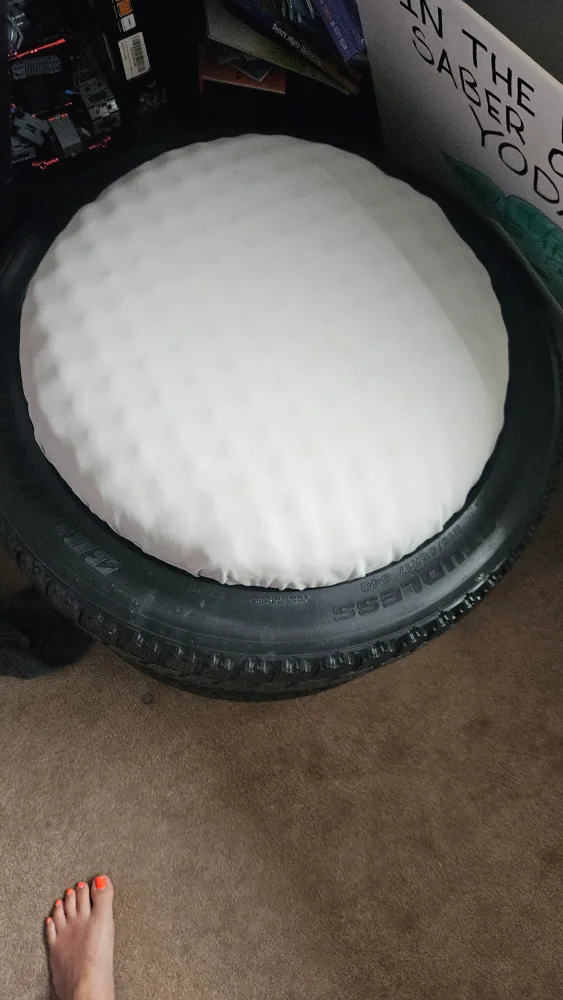 Tire Ottoman with White Cushion image indicator(2)