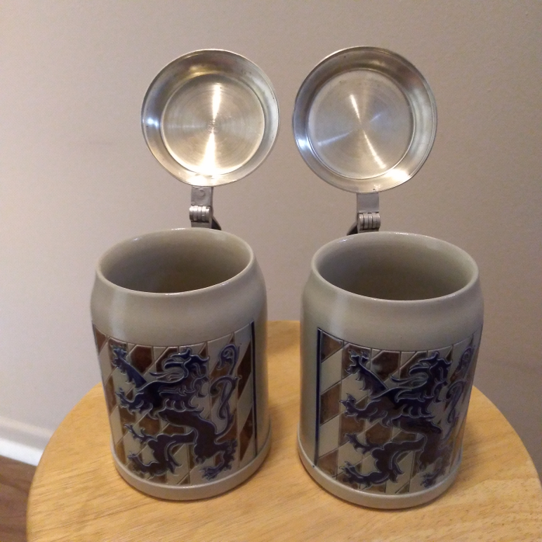 🥕2 Vintage Steins - Bavarian - $50🥕 - photo 2