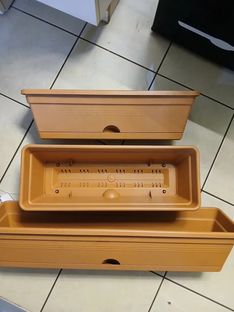 3 Brown Plastic Window Box Planters 🧡 thumbnail