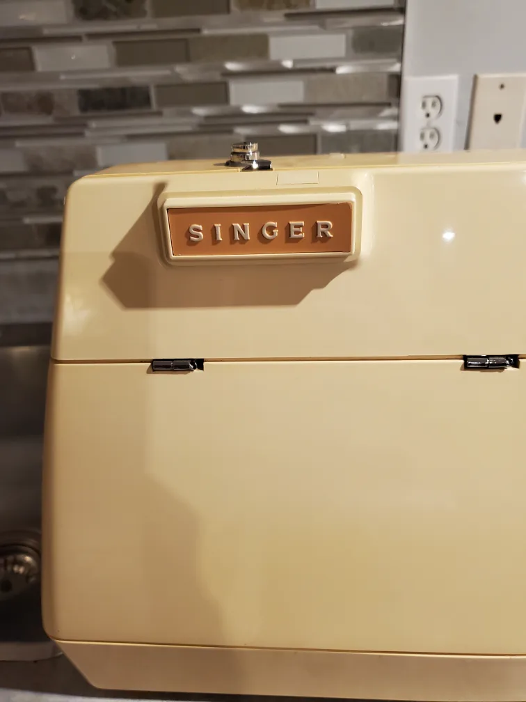 Singer Genie 353 Sewing Machine image indicator(2)