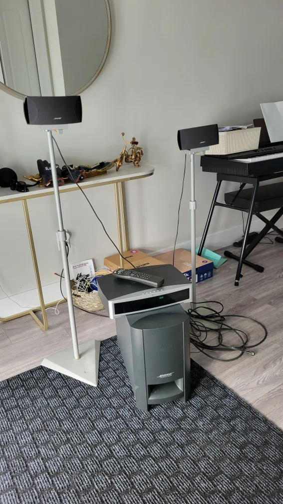 Bose PS3-2-1 II Powered Speaker System image indicator(7)