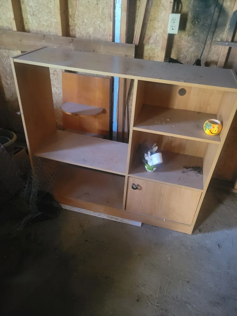 Wooden Shelf Unit thumbnail
