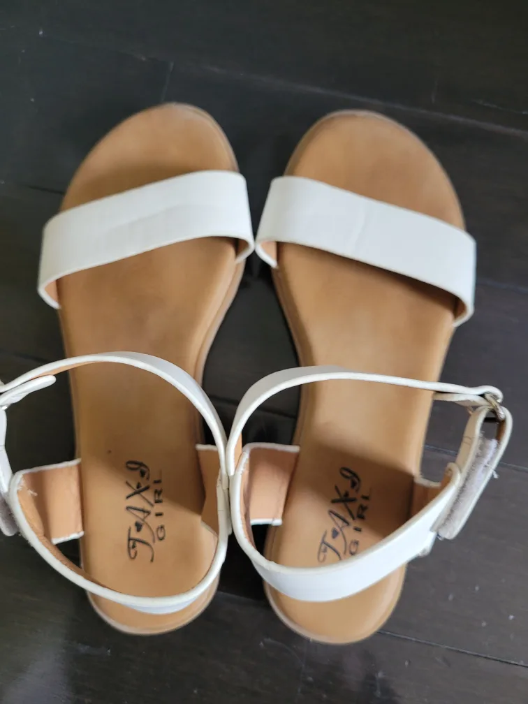 Taxi Girl White Sandals - Size 4 thumbnail