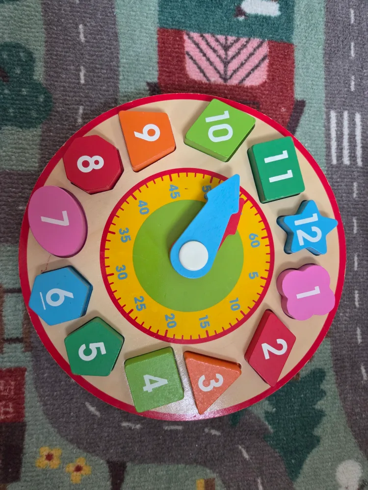 Melissa & Doug Shape Sorting Clock thumbnail