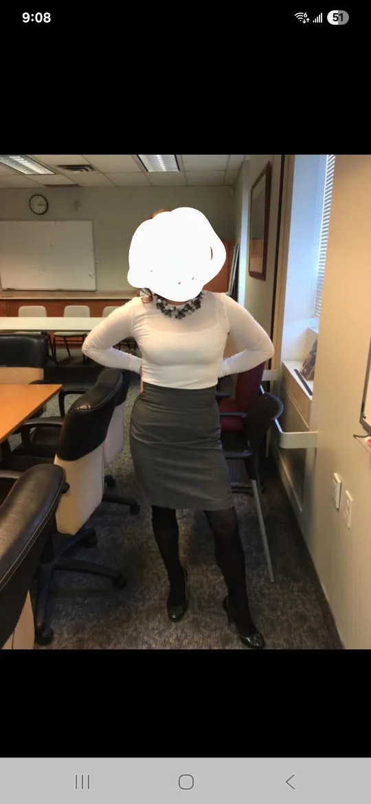 H&M Gray Pencil Skirt thumbnail