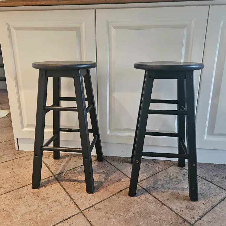 Set of 2 Black Wooden Bar Stools thumbnail