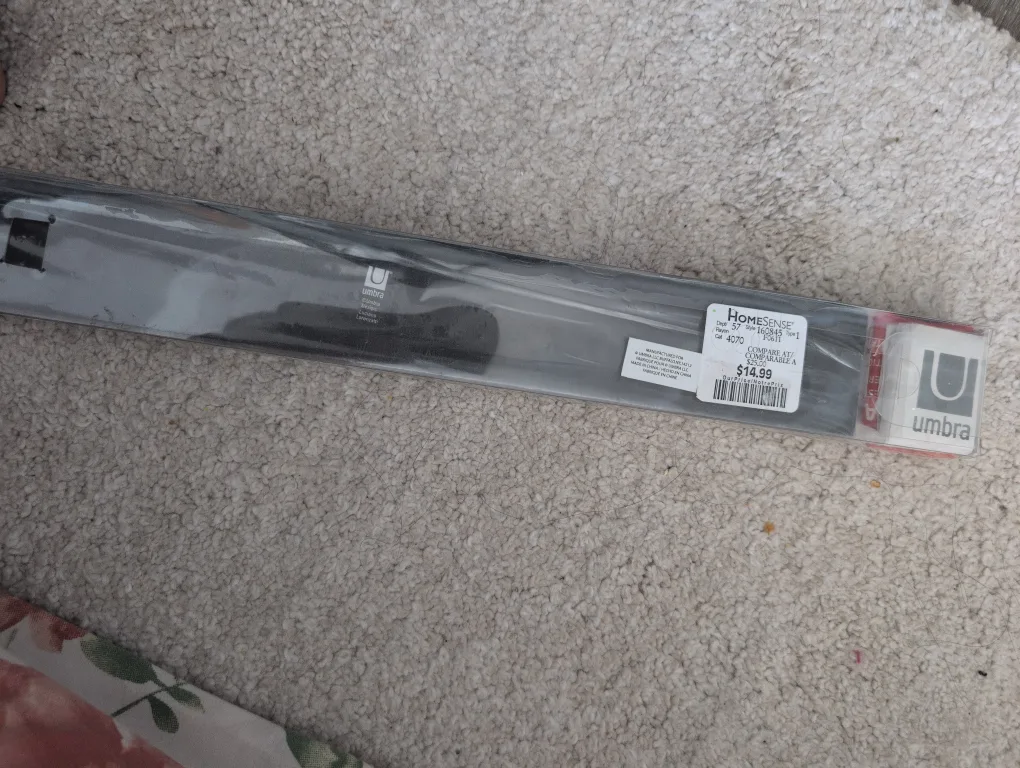 Umbra Pluck Coat Hook - New in Package image indicator(2)