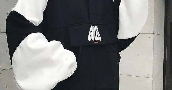 Black and white oversized colour block hoodie/sweater image indicator(2)