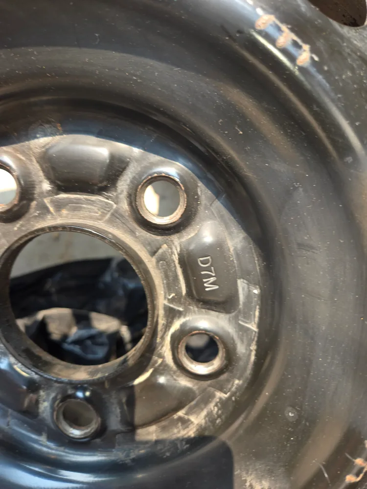 Honda Civic original Rims and Caps 15 inch Miss Lisgar $259 image indicator(3)