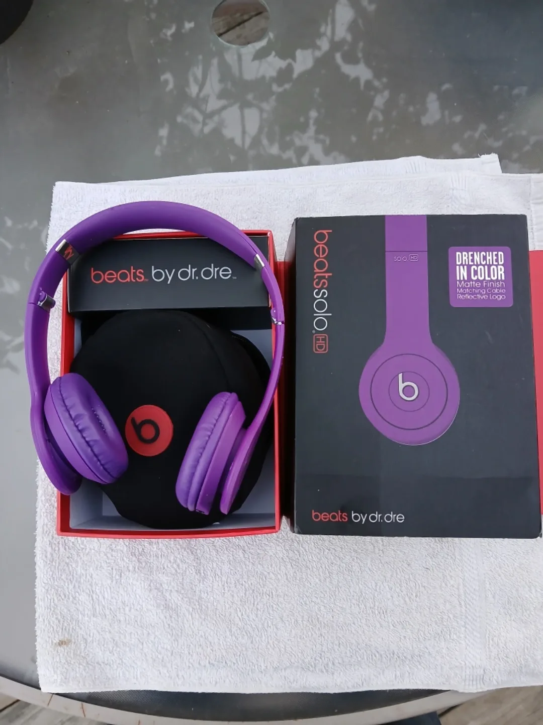 Beats Solo HD Purple Headphones with Box image indicator(9)