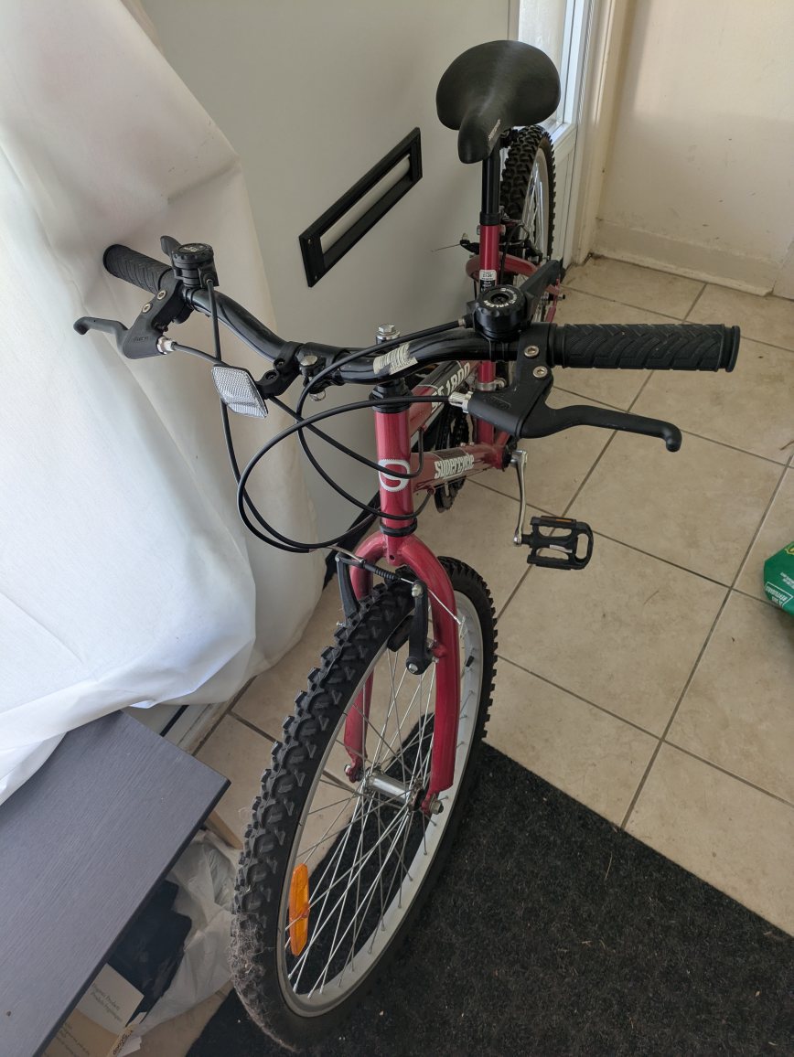Red Girls Bike - need to sell ASAP