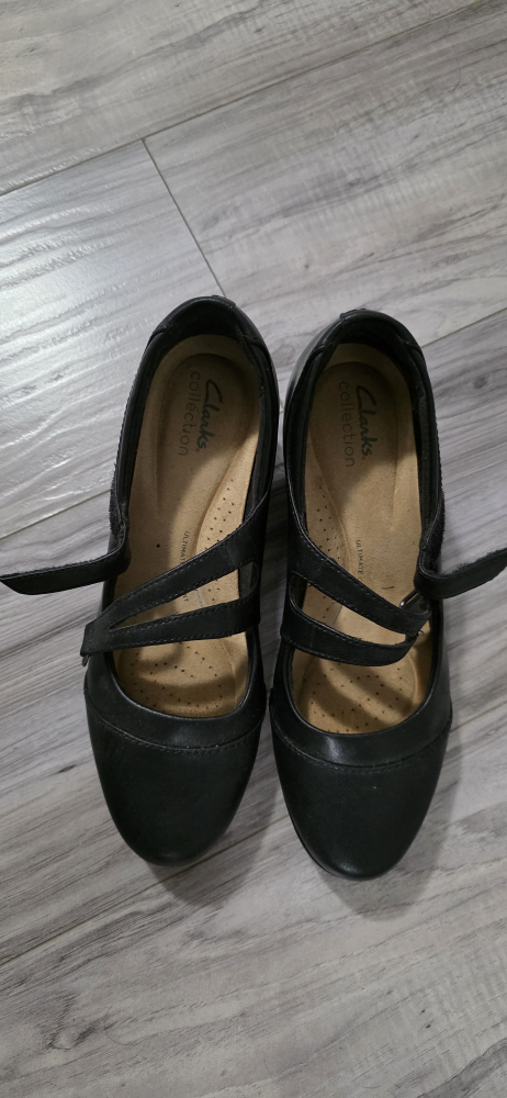 Clarks Women's 7.5 Size Pumps