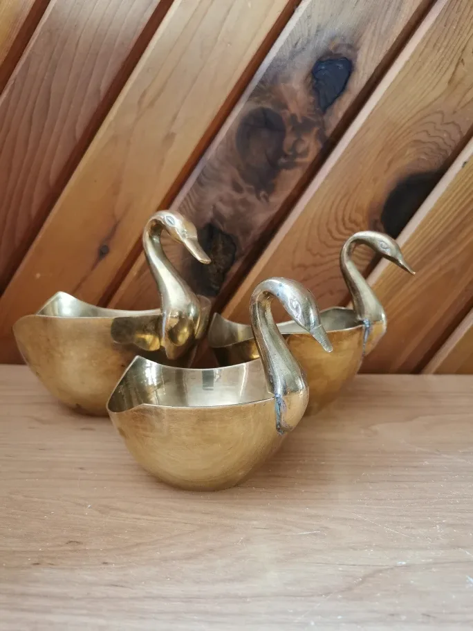 Vintage Solid Brass Nesting Swan Bowls thumbnail
