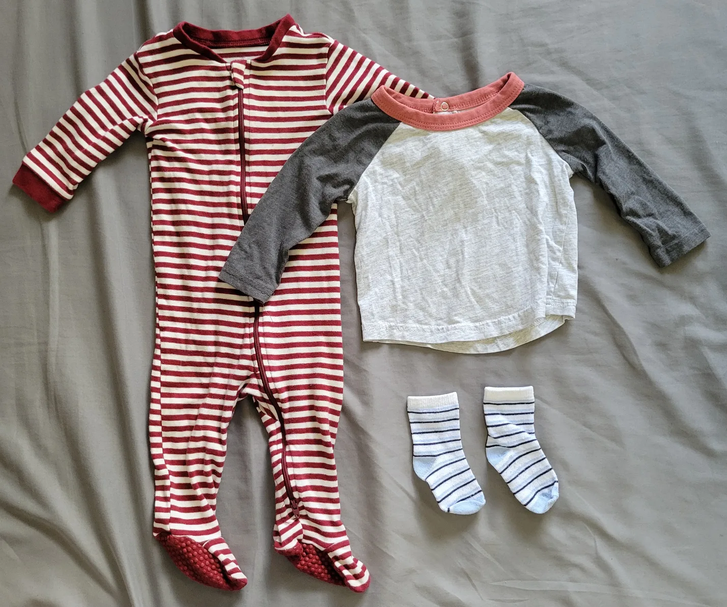 Bundle - Baby Clothes - Size 6-12 Months thumbnail