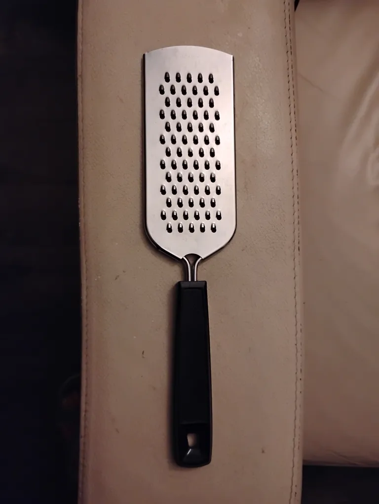 FREE KITCHEN UTENSILS thumbnail