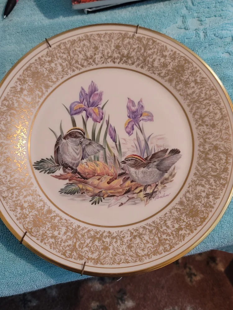 Lenox Boehm Birds Golden-Crowned Kinglets Plate thumbnail