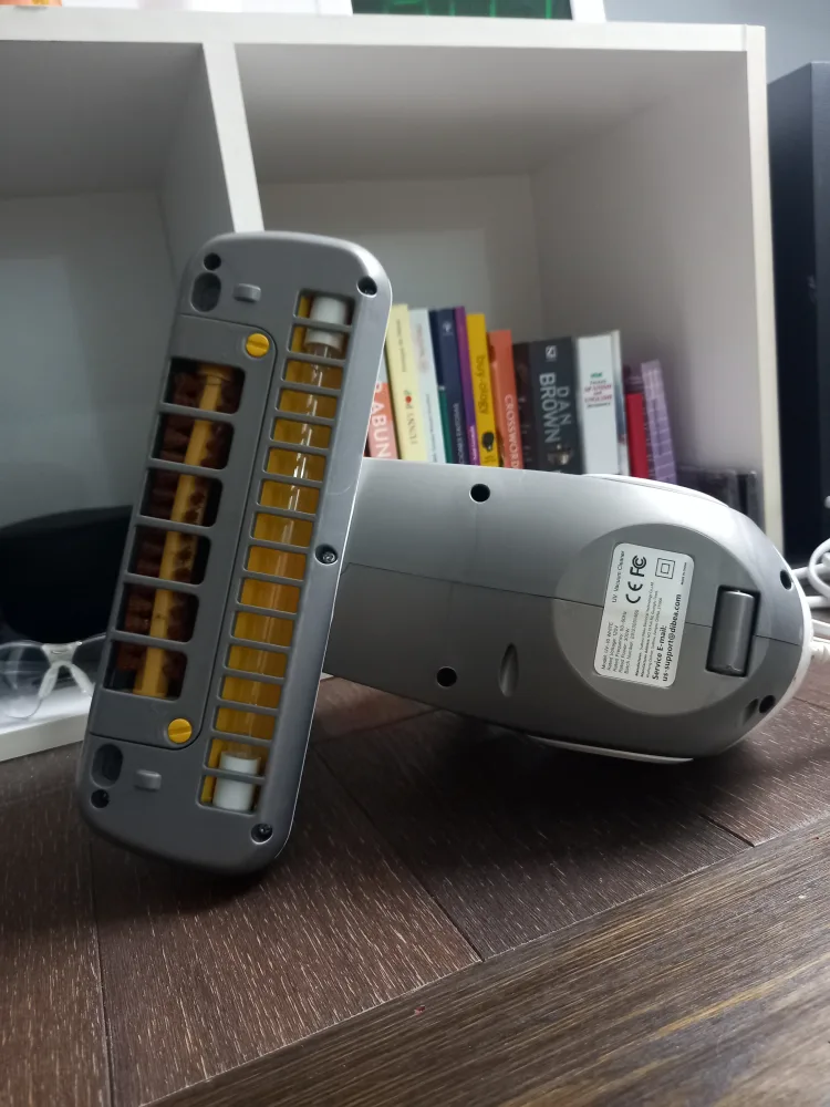 DIBEA UV-10 White Vacuum Cleaner image indicator(3)