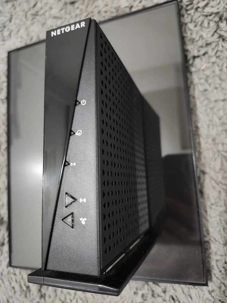 Netgear N300 Router thumbnail