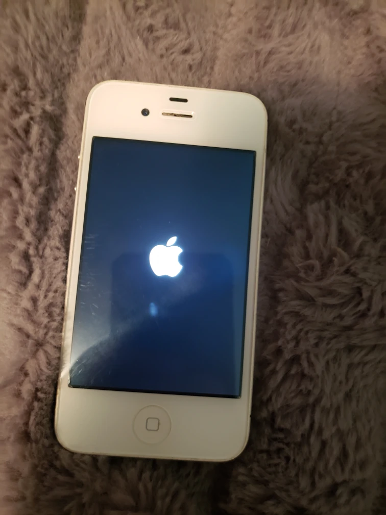 White iPhone 4 locked