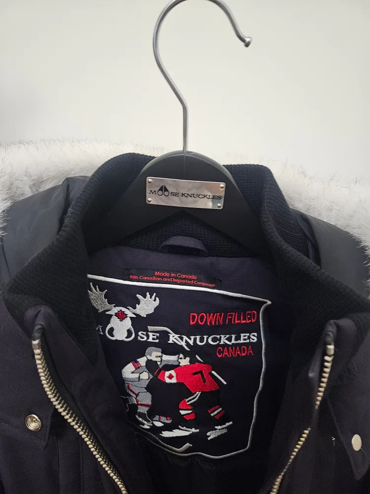 Moose Knuckle Original Stirling Parka image indicator(7)