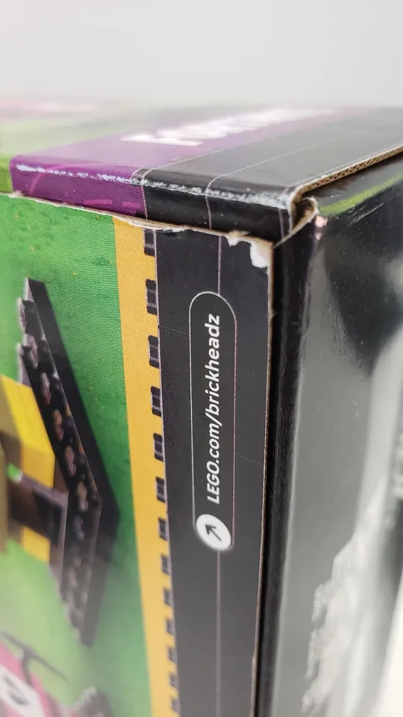 LEGO BrickHeadz Fortnite Cuddle Team Leader 40760 image indicator(7)