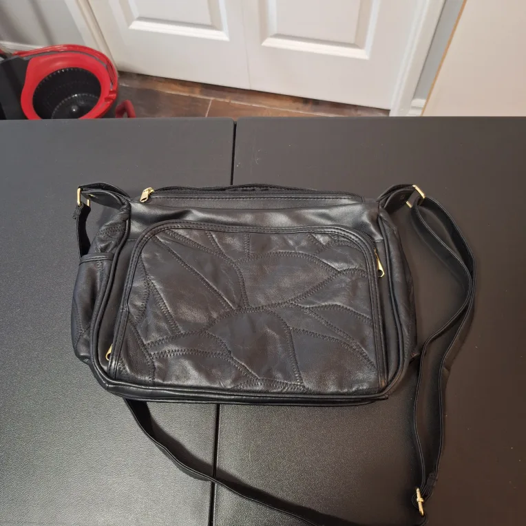 ZECA Black Leather Patchwork Shoulder Bag thumbnail