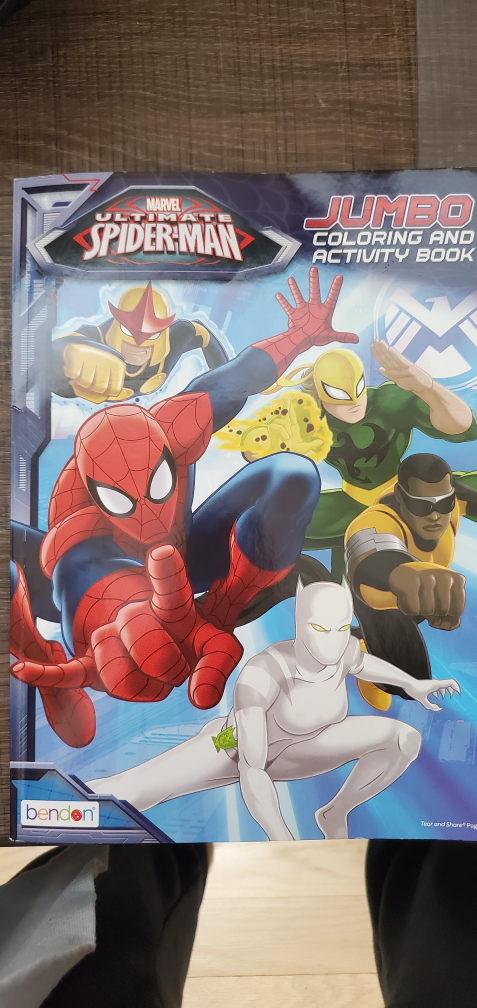 Ultimate Spider-Man Jumbo Colouring Book
