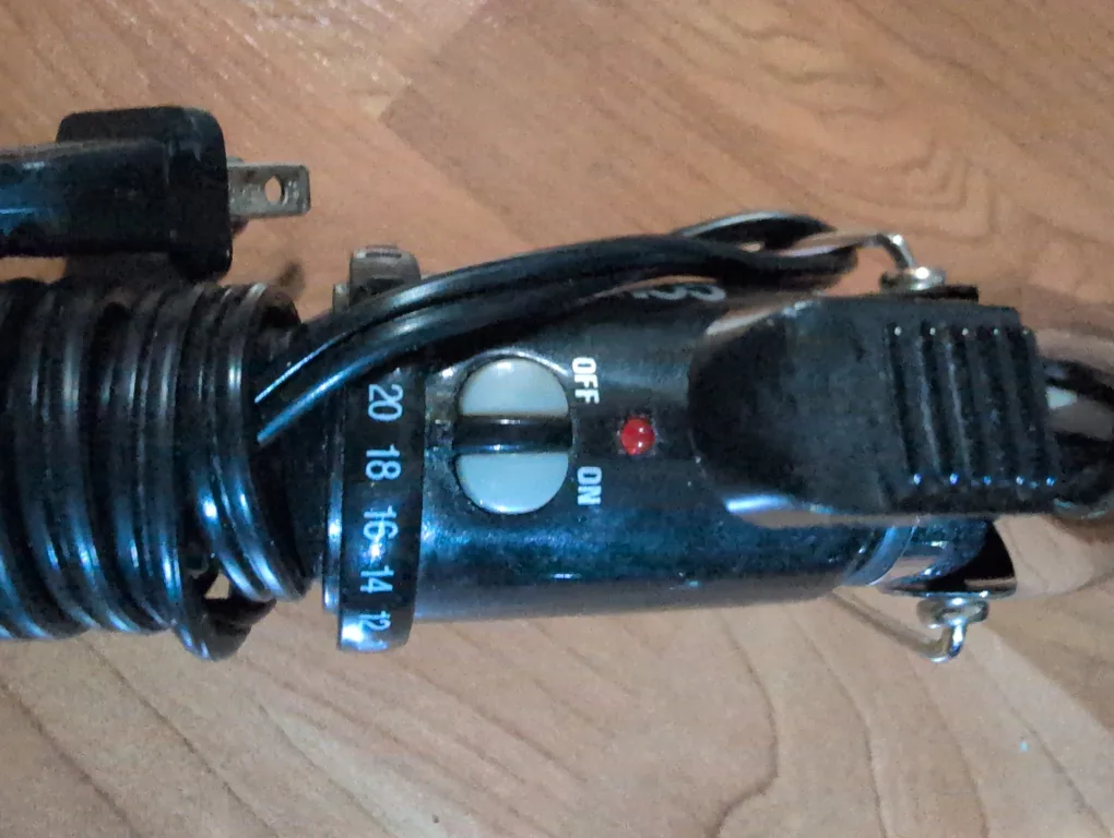 Conair Curling Iron image indicator(3)