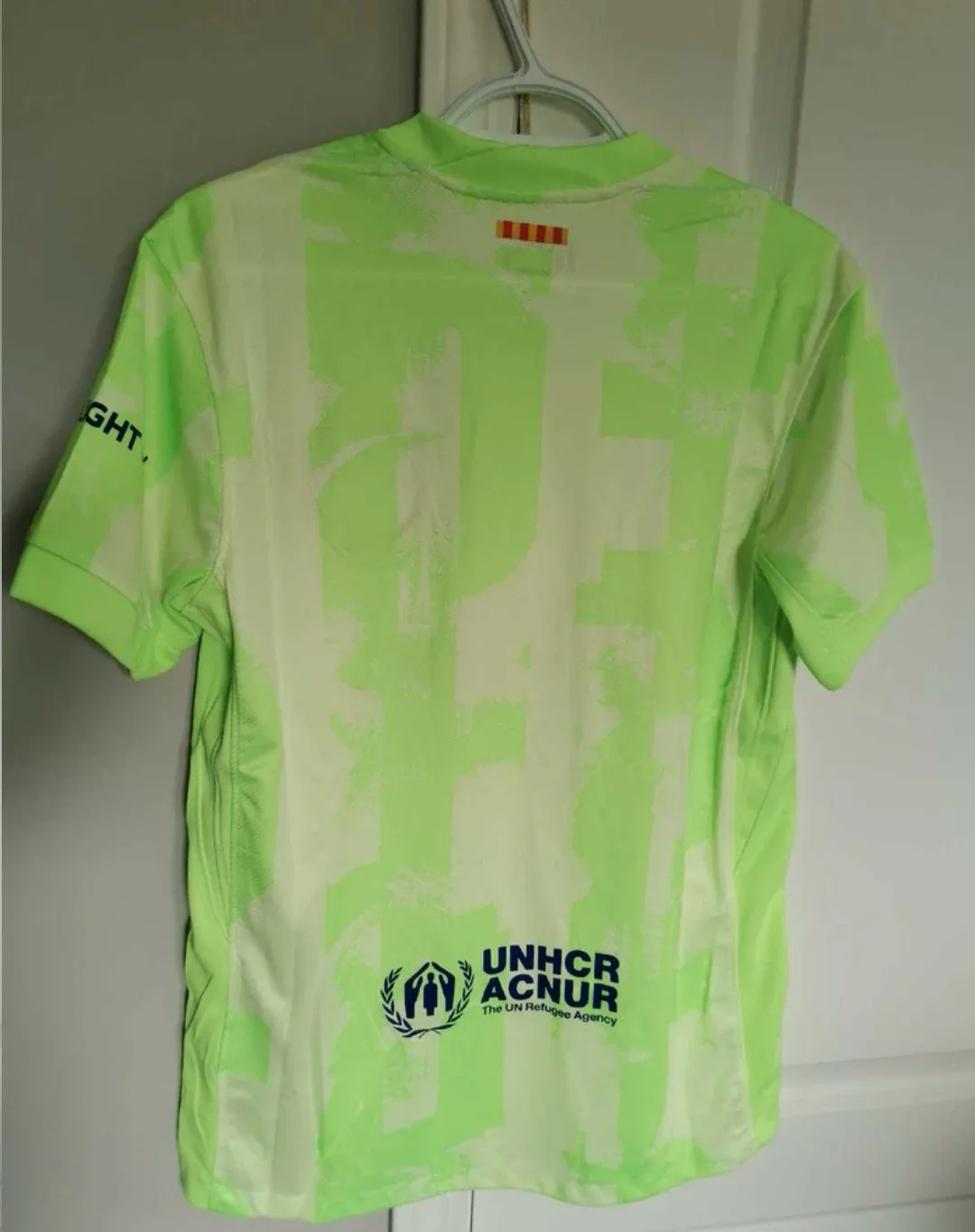 Barcelona FC 2023/24 Nike Soccer Jersey - Size S image indicator(2)