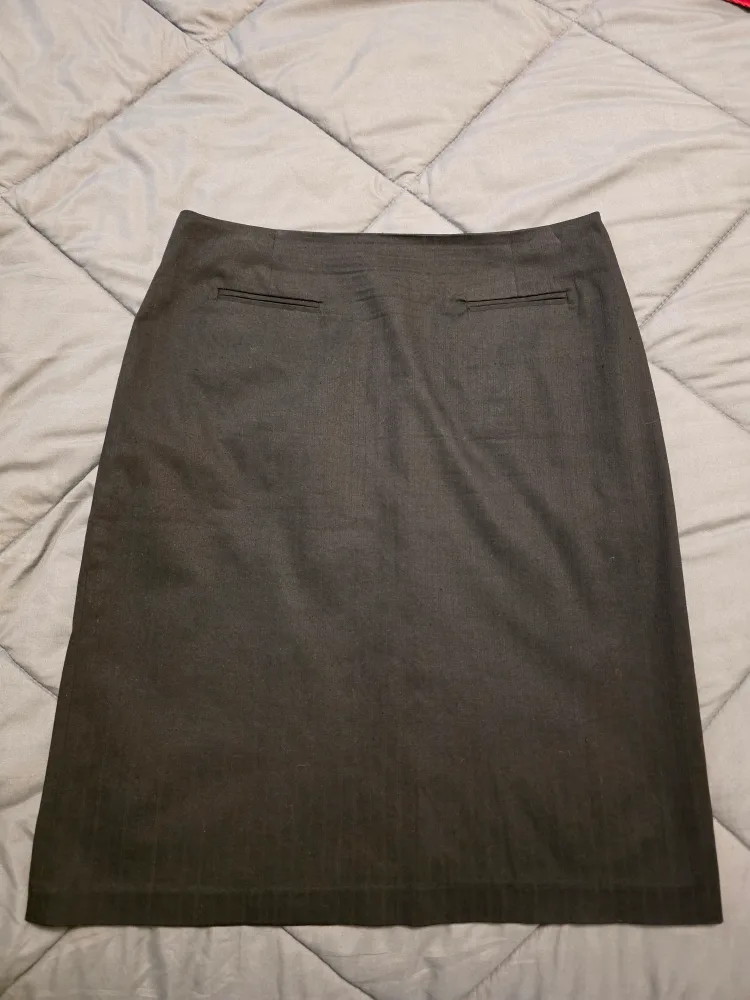 Reitmans Skirt - Size 7 thumbnail